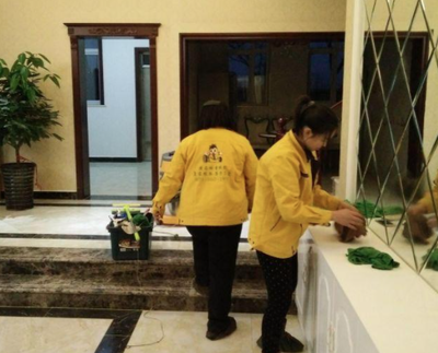 黃馬褂家政加盟前景分析與市場(chǎng)評(píng)估